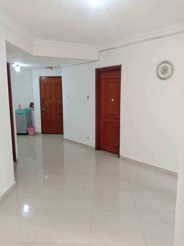 dijual apartment taman kemayoran condominium kt 2 1