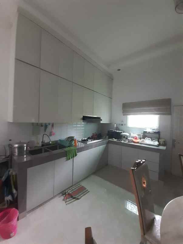 dijual cepat b u full furnished