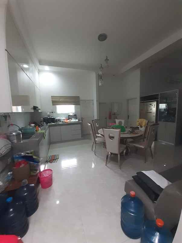 dijual cepat b u full furnished