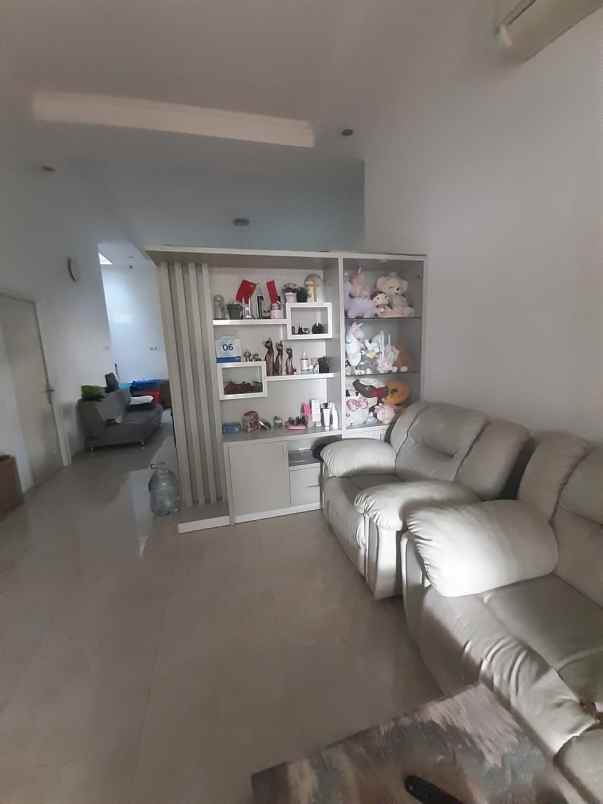 dijual cepat b u full furnished