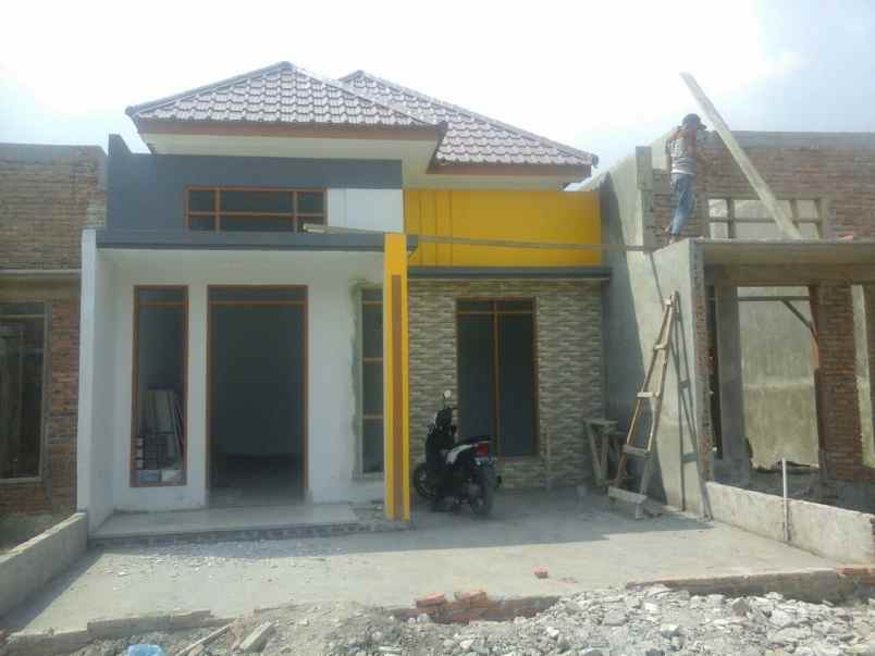 dijual cepat rumah dekat kekampus unmed dilaut dendang