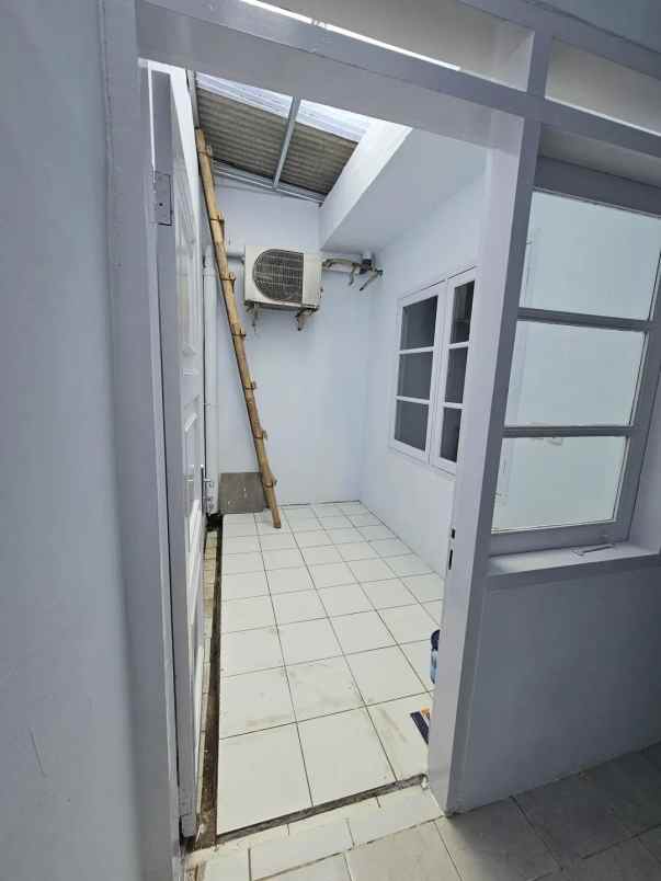 dijual cepat rumah siap huni di kota wisata cibubur