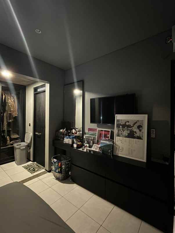 dijual di bawah harga pasaran rumah cisaranten kulon