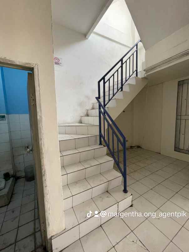 dijual gudang elang laut sit 1 pik hadap selatan