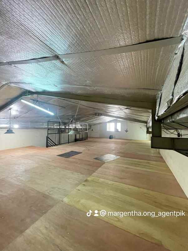 dijual gudang elang laut sit 1 pik hadap selatan