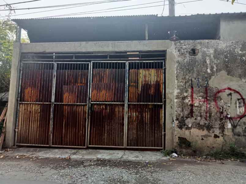 dijual gudang nego truk engkel dobel masuk