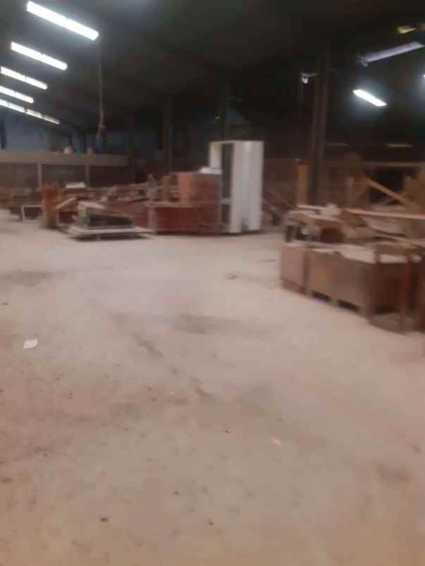 dijual gudang simongan semarang barat