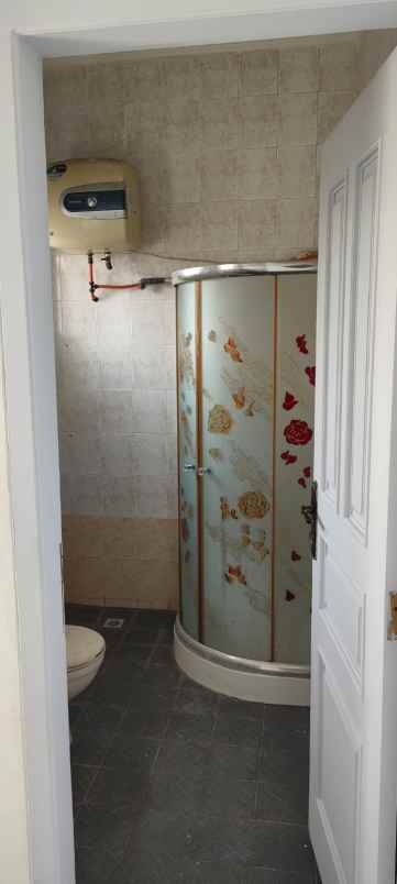 dijual harga bawah njop rumah cipaku bandung utara