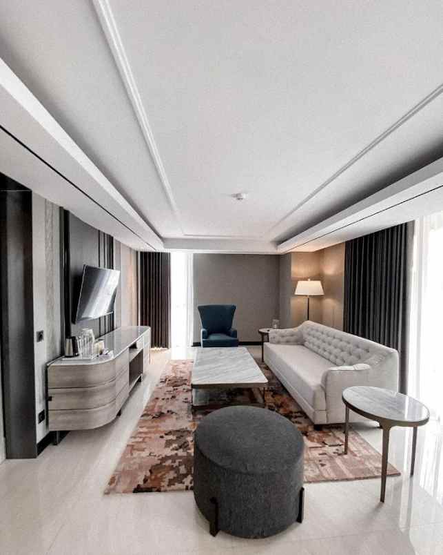 dijual hotel gedong tengen