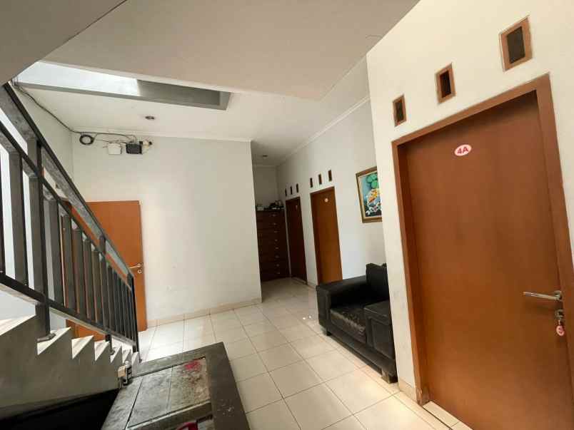 dijual kost cisitu lama