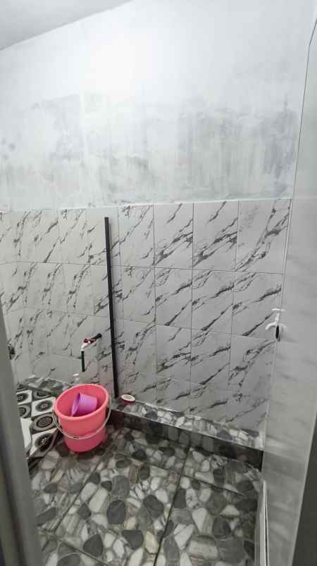 dijual kost di pamularsih semarang