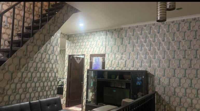 dijual murah rumah strategis cengkareng timur