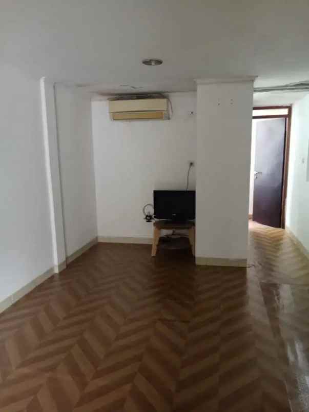 dijual ruko gudang kantor fatmawati