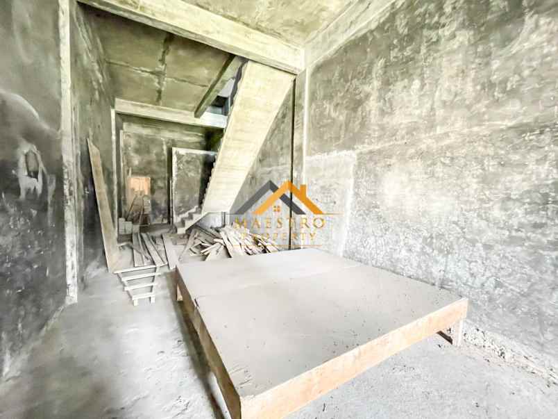 dijual ruko gudang kantor jalan menteng raya medan