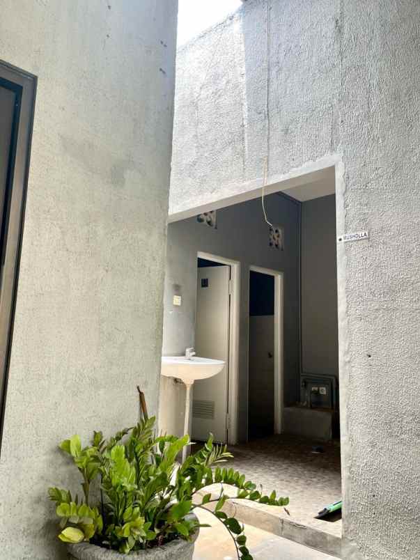 dijual ruko gudang kantor jalan pagerwojo sidoarjo