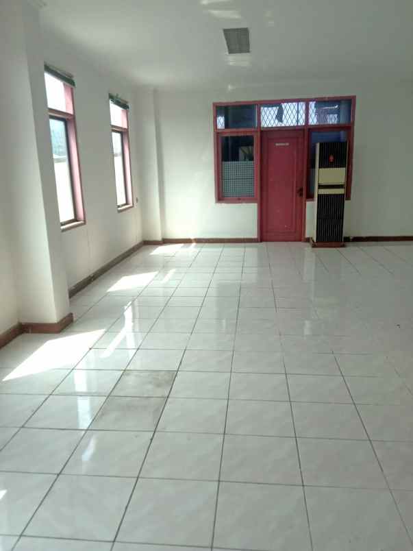 dijual ruko gudang kantor jalan raya gunung sahari