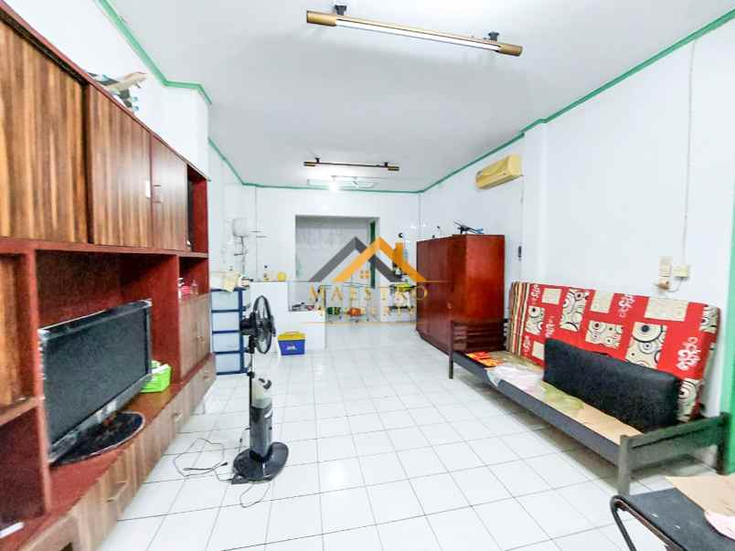 dijual ruko gudang kantor jalan sutomo masuk gang