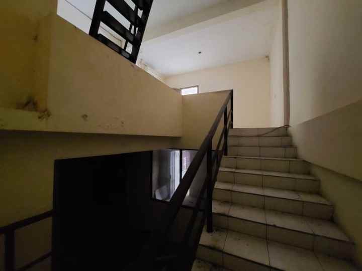 dijual ruko gudang kantor klampis 21