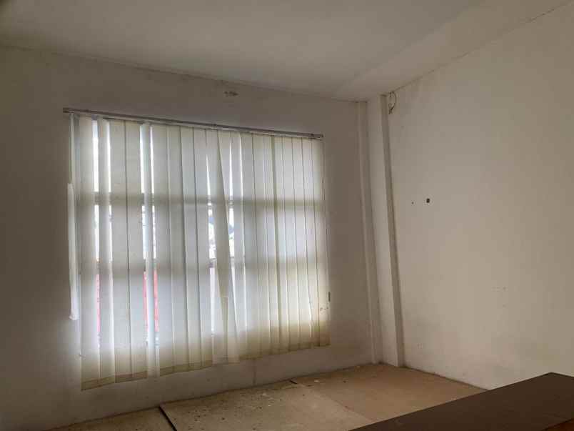 dijual ruko gudang kantor komplek ruko balikpapan