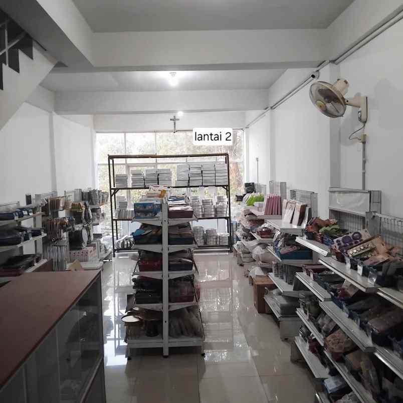 dijual ruko siap pakai di raya darmo baru barat