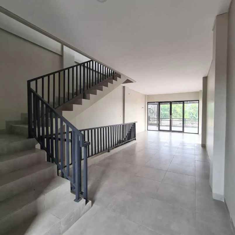 dijual ruko sudah tersewa