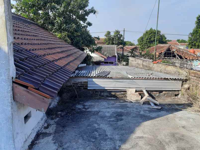 dijual rumah 2 lantai di cirebon cocok untuk kantor