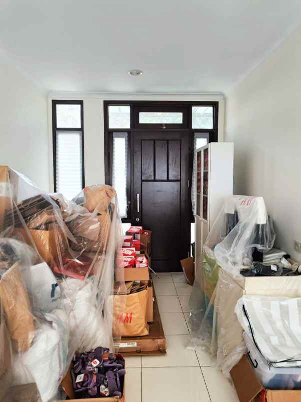 dijual rumah anantha the avani