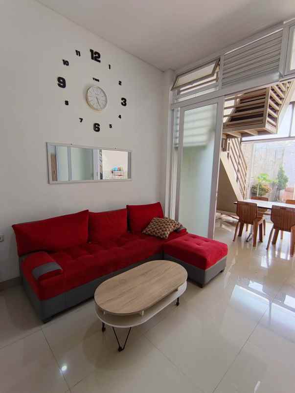 dijual rumah arcamanik bandung