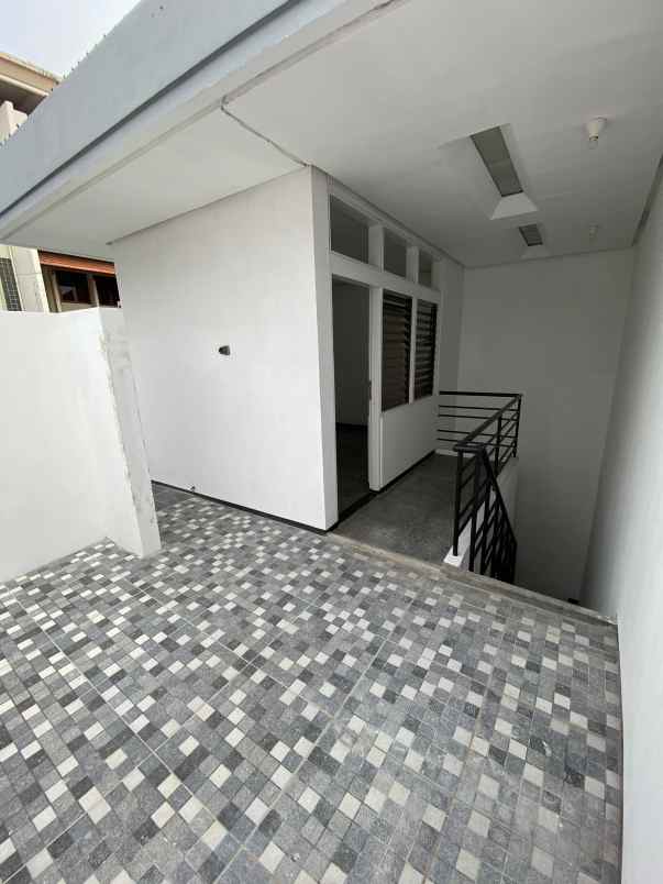 dijual rumah argopuro