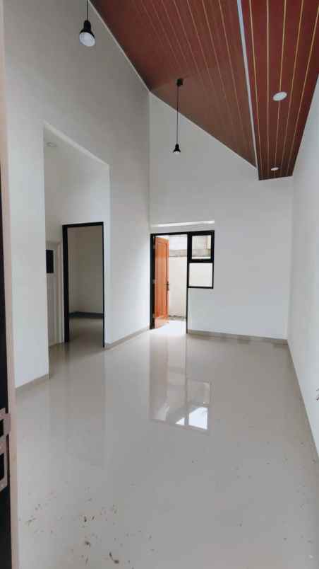 dijual rumah babakan pocis serpong tangsel