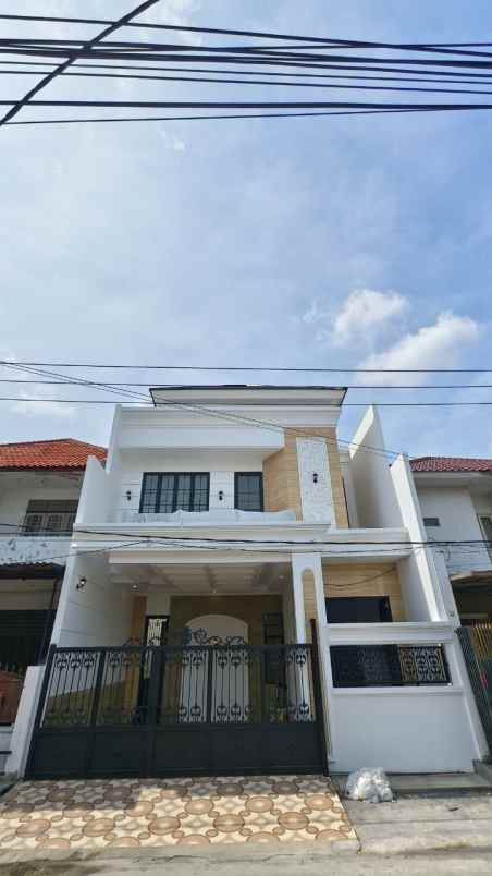 dijual rumah babatan