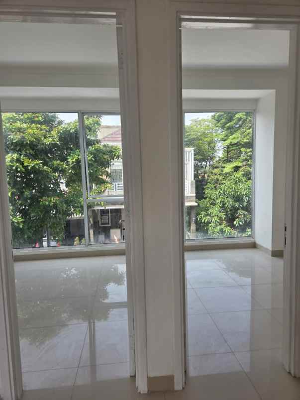 dijual rumah bagus siap huni di fortune graha raya