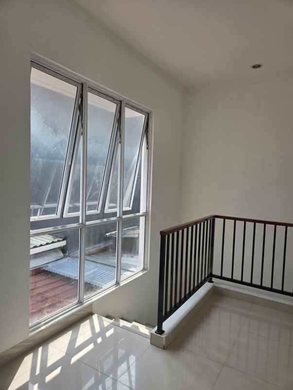 dijual rumah bagus siap huni di fortune graha raya