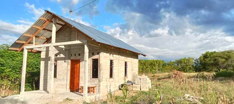 dijual rumah baru bangun dekat pantai