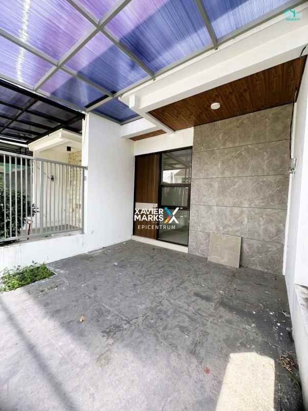 dijual rumah baru di royal paka dekat upn merr