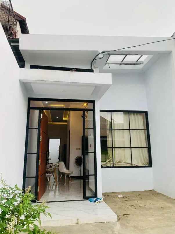 dijual rumah baru minimalis full furnish di larangan