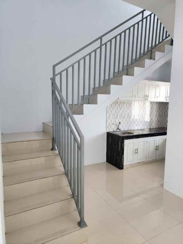 dijual rumah baru siap huni ploso timur surabaya