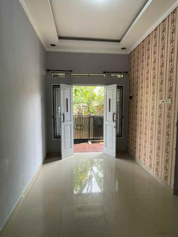 dijual rumah bedahan sawangan depok