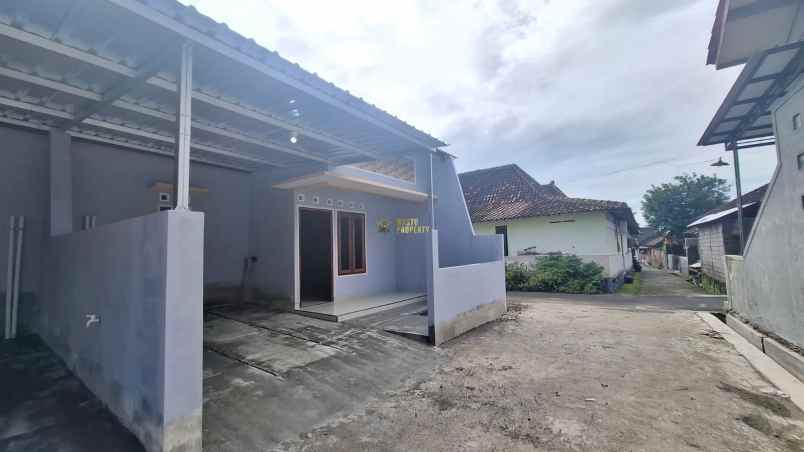 dijual rumah bimomartani ngemplak