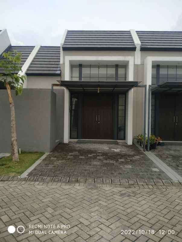 dijual rumah bringkang kec menganti gresik