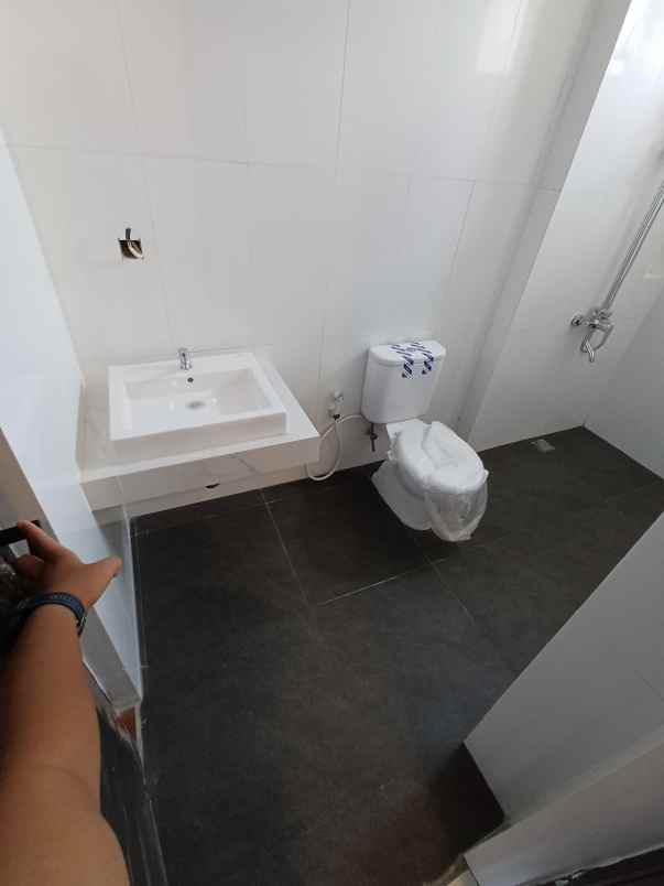 dijual rumah buaran ciater serpong