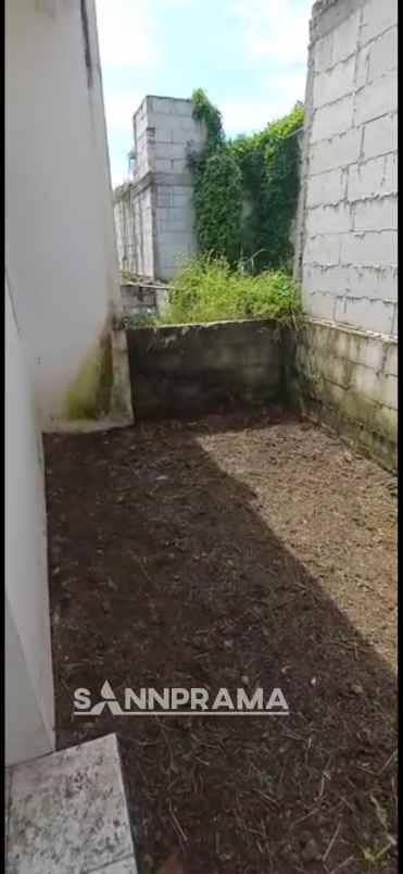 dijual rumah bunibakti