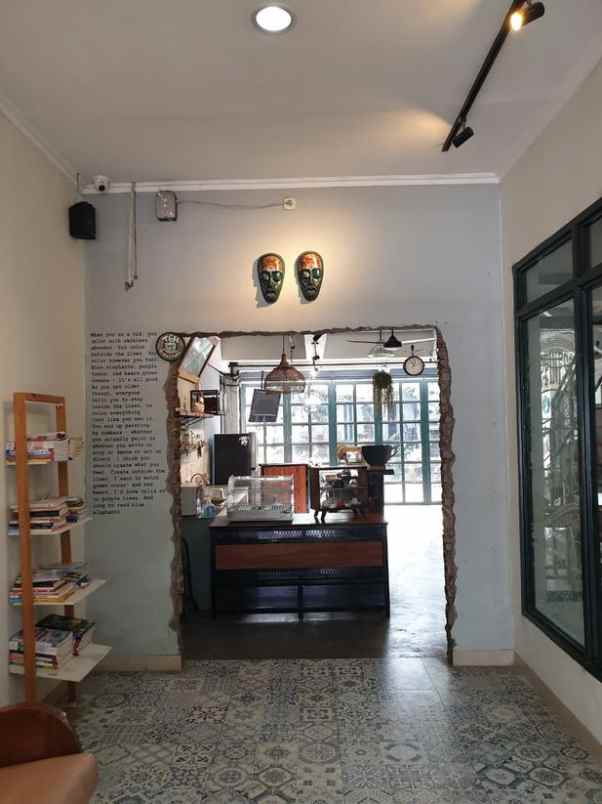 dijual rumah cafe di puri dago arcamanik bandung