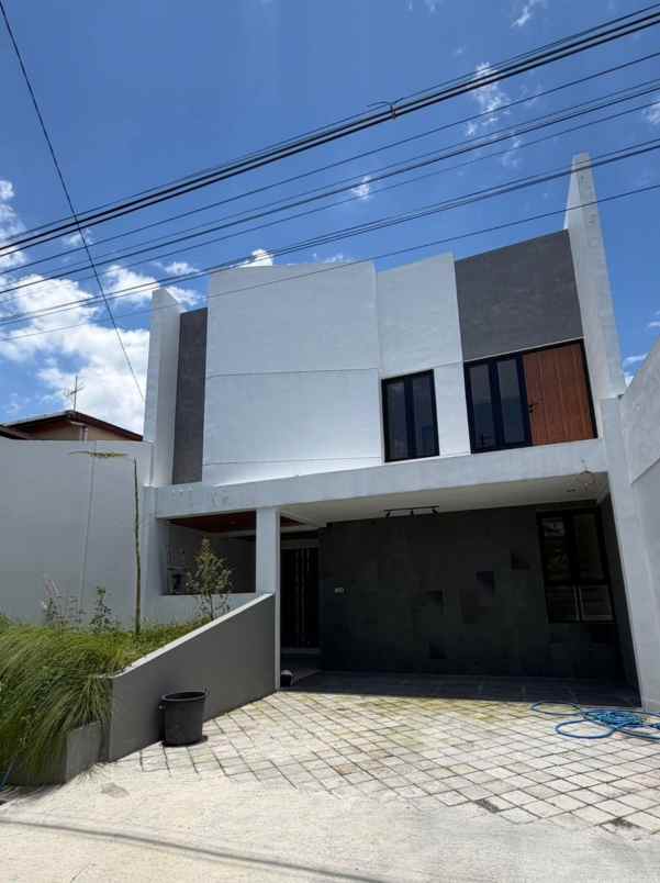 dijual rumah candi gebang
