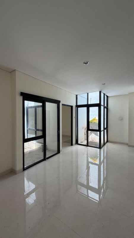dijual rumah candi gebang