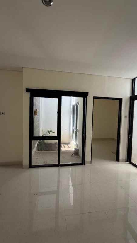 dijual rumah candi gebang