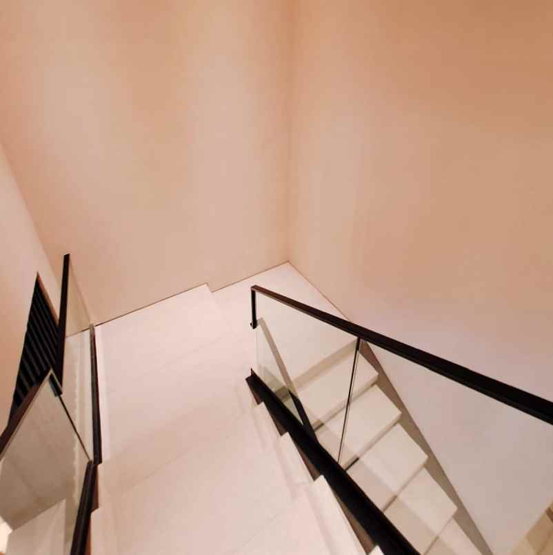 dijual rumah candi golf semarang