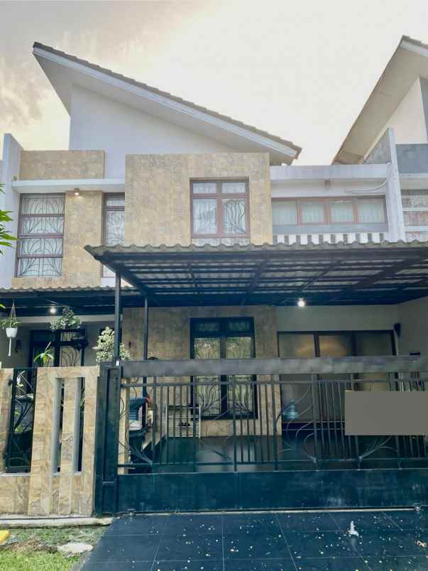 dijual rumah cantik lagoon ville citra raya tangerang