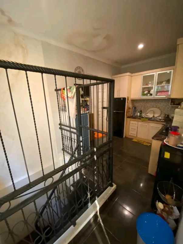 dijual rumah cempaka putih tengah