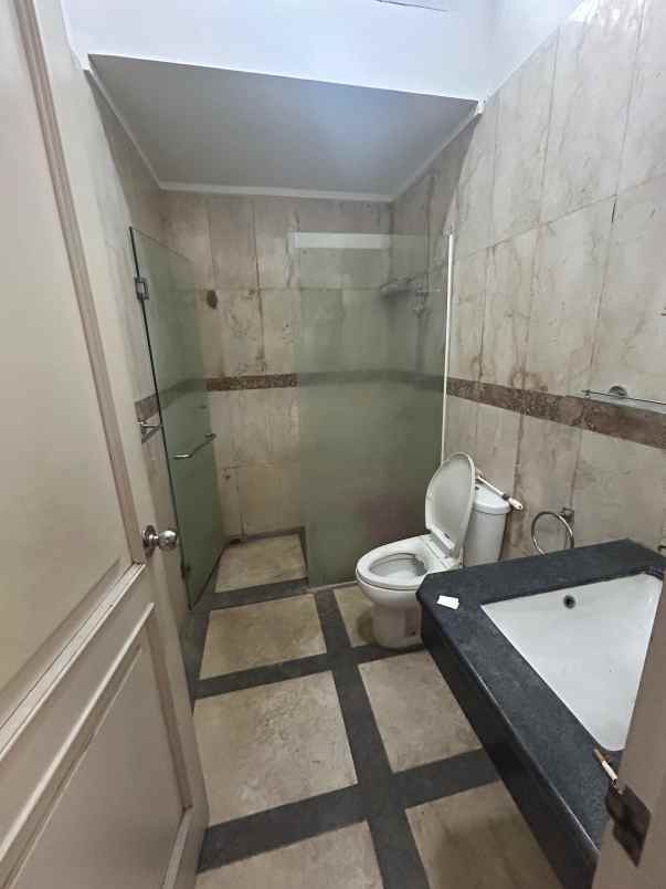dijual rumah cempaka putih tengah